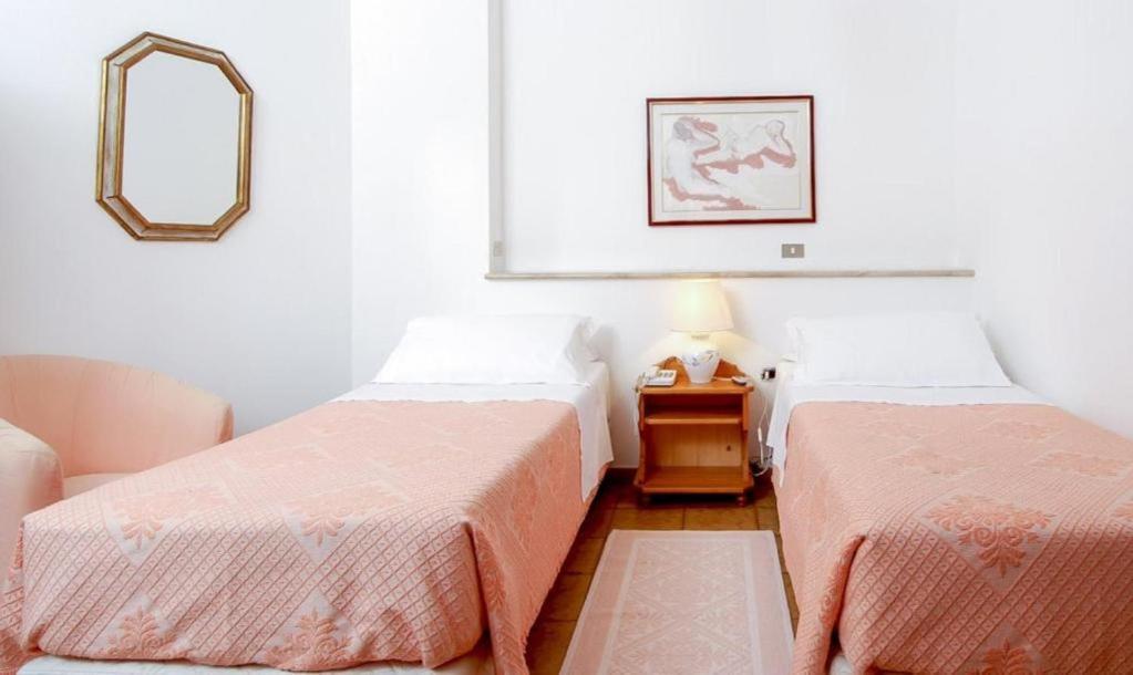 Hotel Su Barchile 오로세 외부 사진