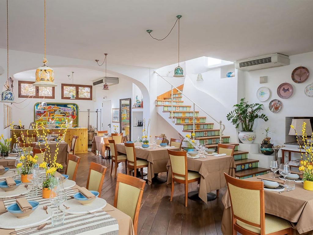 Hotel Su Barchile 오로세 외부 사진